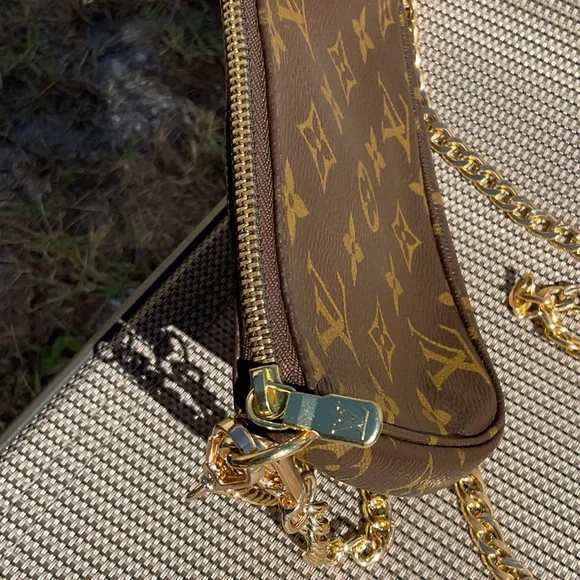 Louis Vuitton Monogram Crossbody Bag with Gold Chain - Picture 9 of 11